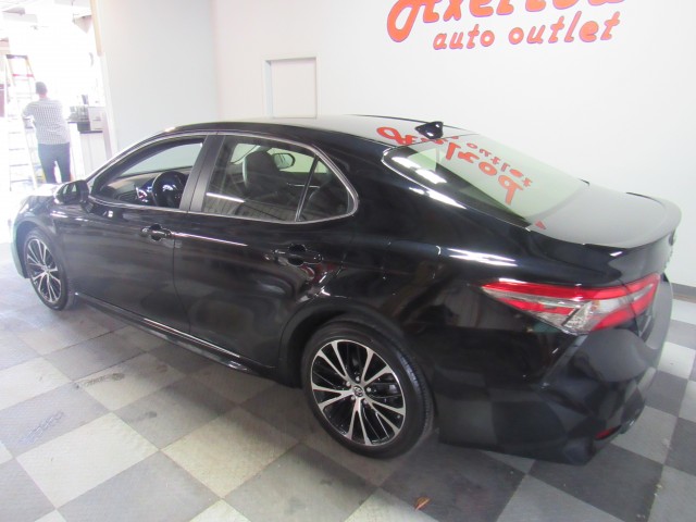 2019 Toyota Camry SE  in Cleveland